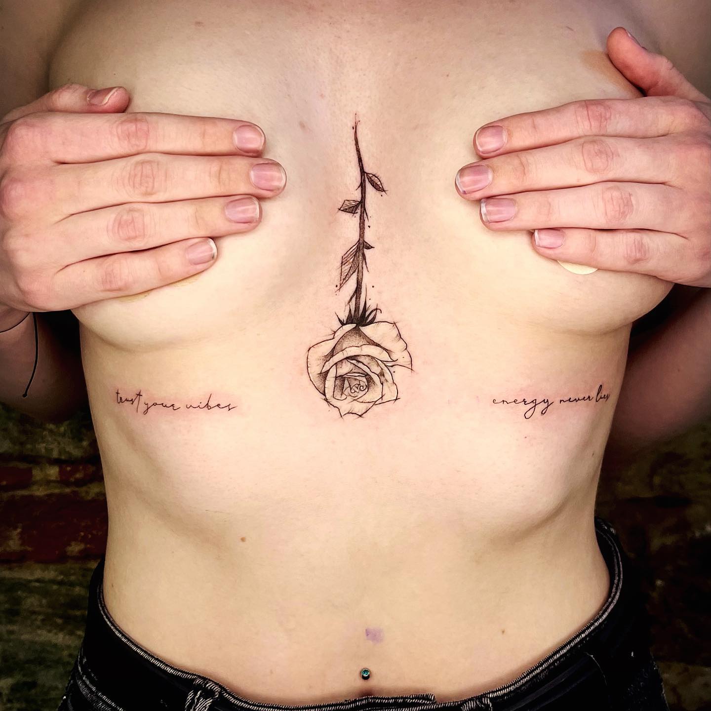 Růže s jemnou linkou — Lookash Ink